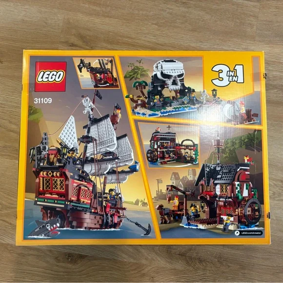 Lego Creator Pirate Ship - Picture 2 of 4